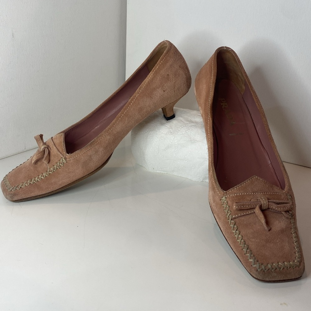 PRADA pale rose SUEDE kitten heel loafers squared toe W bow, 1.5” pumps 37 VGUC - Picture 4 of 16